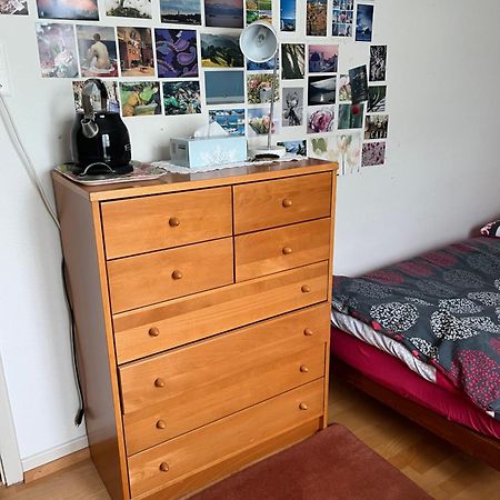 Ruhiges Gaestezimmer Winterthur Exterior foto